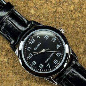 Casio LTP-V001L-1B Lady Classic