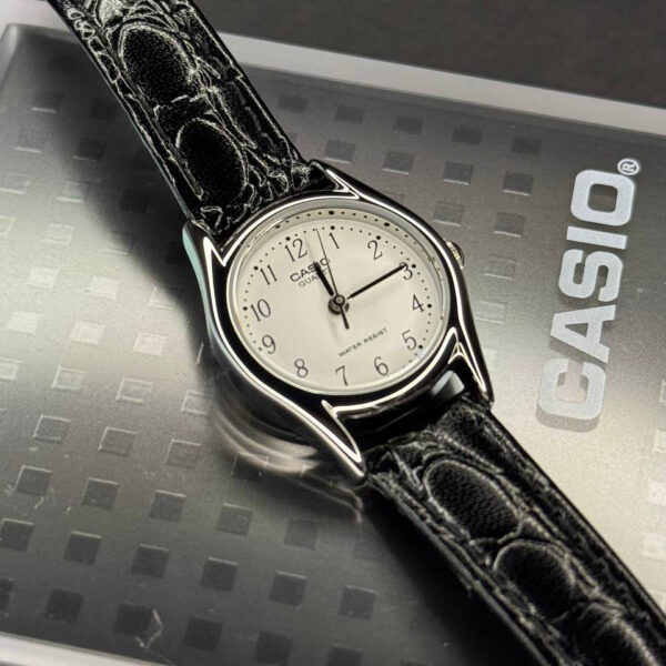 Casio LTP-1154PE-7BEF Lady Classic
