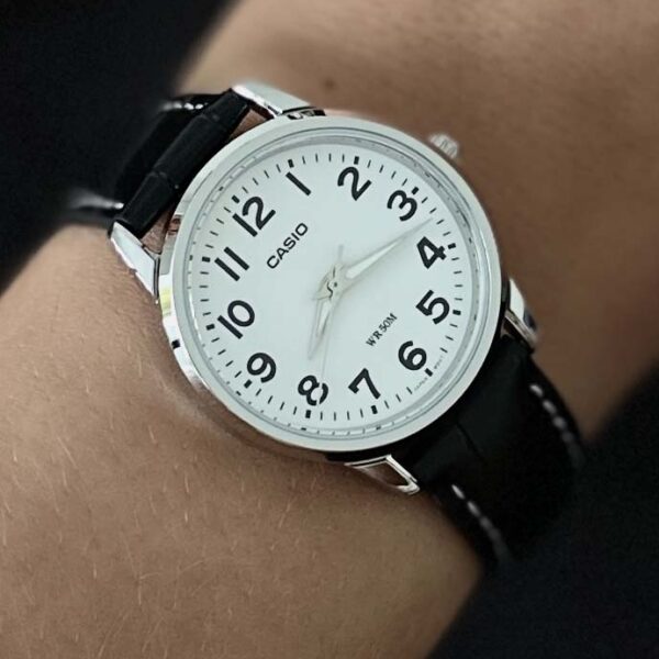 Casio LTP-1303L-7B Lady Classic