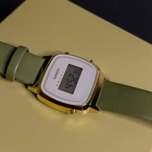 Casio LA670WEFL-3E Lady Vintage