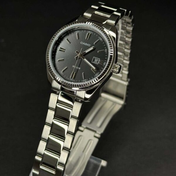 Casio LTP-1302D-1A1 Lady Classic