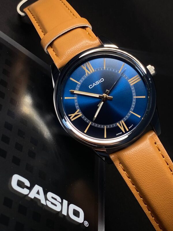 Casio MTP-V005L-2B5 Classic