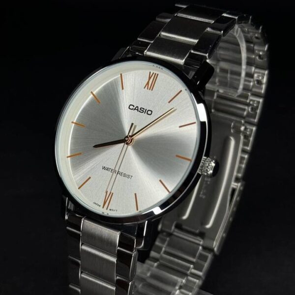 Casio MTP-VT01D-7B Classic