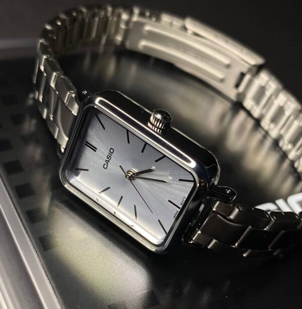Casio LTP-V009D-2E Lady Classic