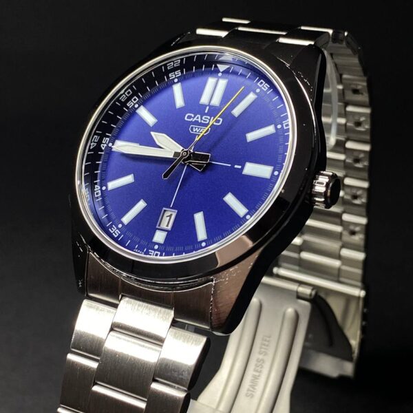 Casio MTP-VD02D-2E Classic