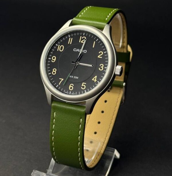 Casio MTP-B160L-1B1 Classic