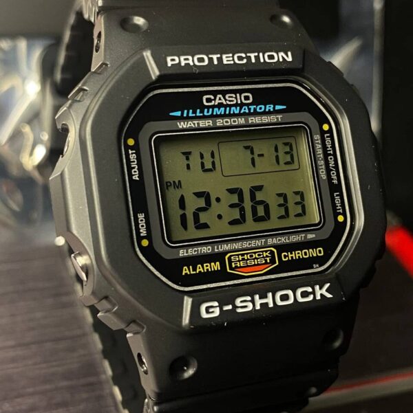 Casio DW-5600UE-1ER G-Shock