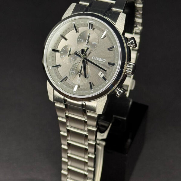 Casio MTP-E510D-8A Chronograph